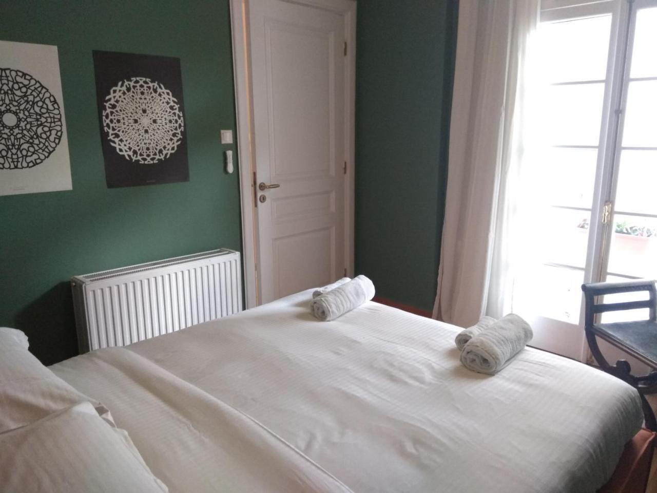 Hidesign Athens Apollon Luxury Apt In Plaka Acropolis Eksteriør billede