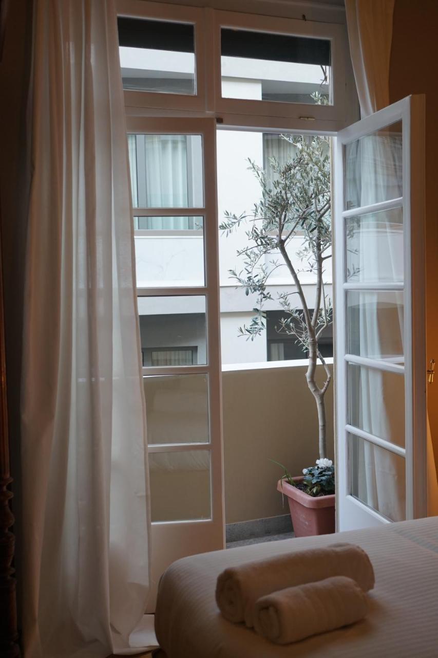 Hidesign Athens Apollon Luxury Apt In Plaka Acropolis Eksteriør billede