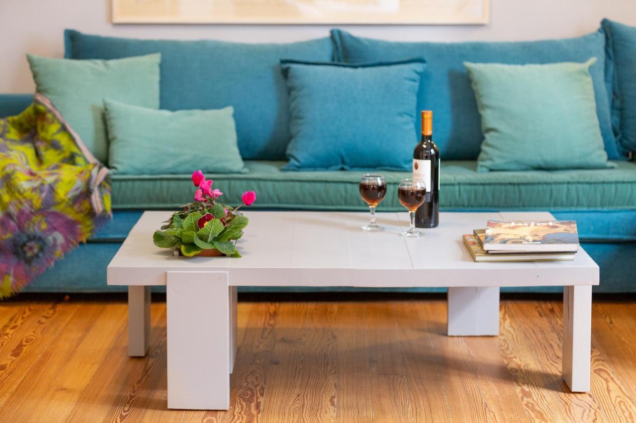 Hidesign Athens Apollon Luxury Apt In Plaka Acropolis Eksteriør billede